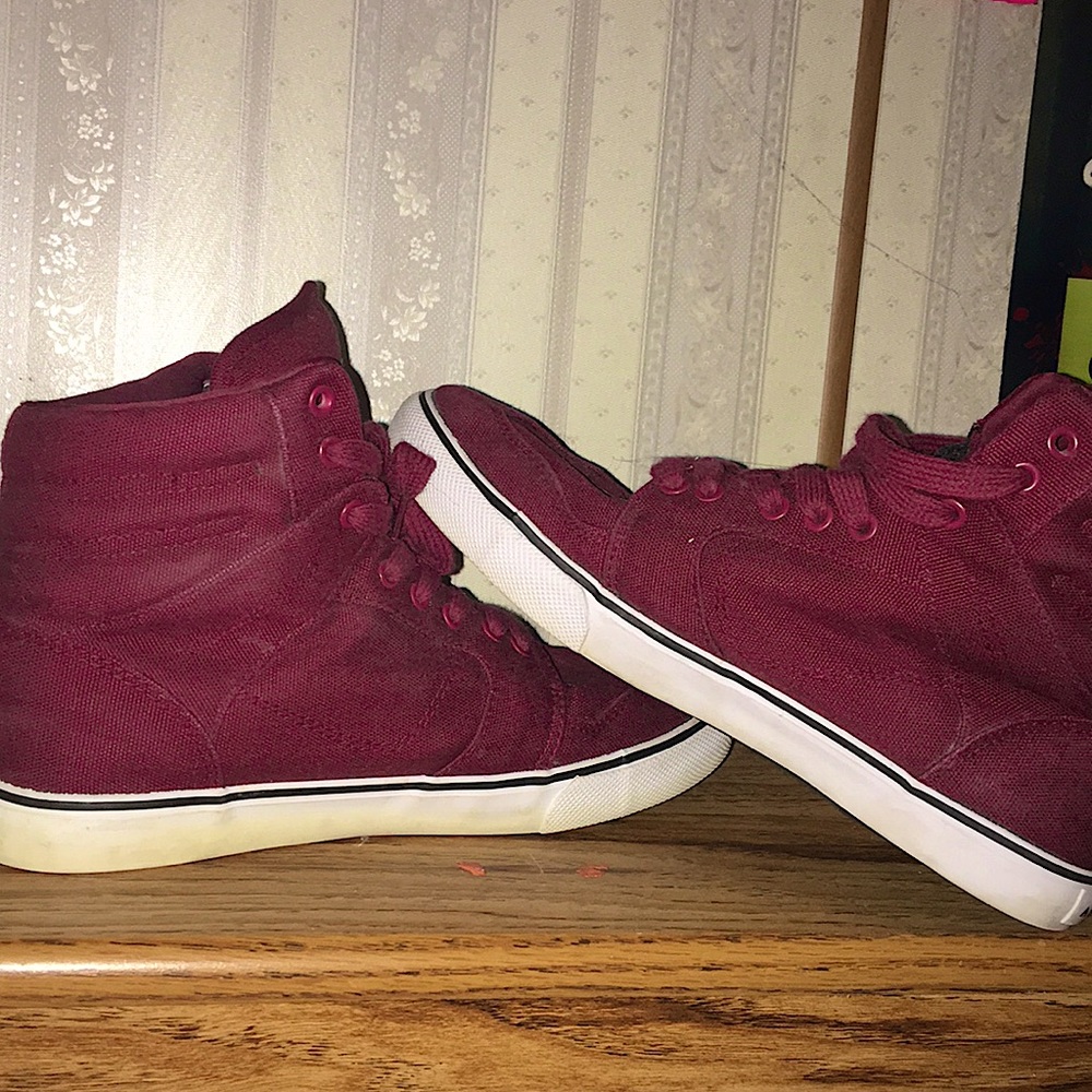 Airwalk Shoes
